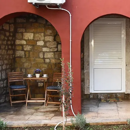 Downtown Korina Ζαντάρ